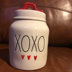 New XOXO Rae Dunn Canister